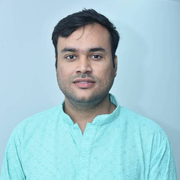 Saurav Singh, Auditor